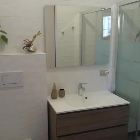 Benjamin Bed & Breakfast Badesi